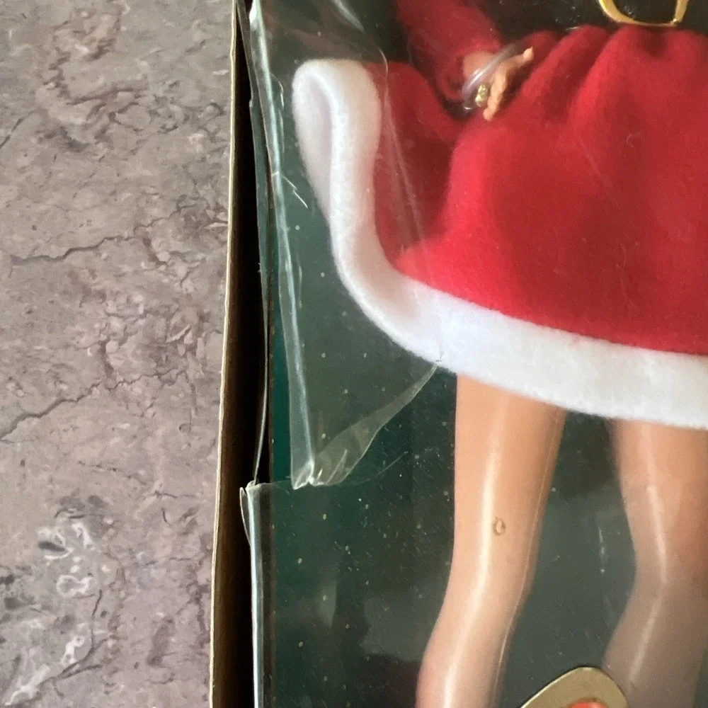 Barbie Holiday Hostess Doll Special Edition 1992 Mattel